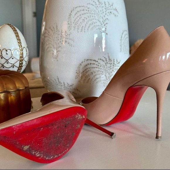Louboutin Women’s Nude Heels - Picture 4 of 7